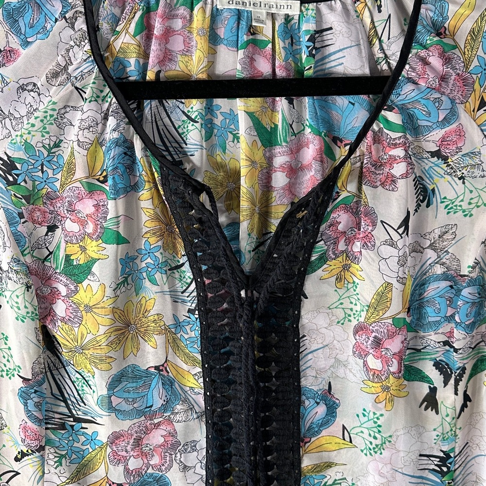 Daniel Rainn 1X Floral Crochet Trim V-Neck Tassel Tie Sheer Boho Top Peasant